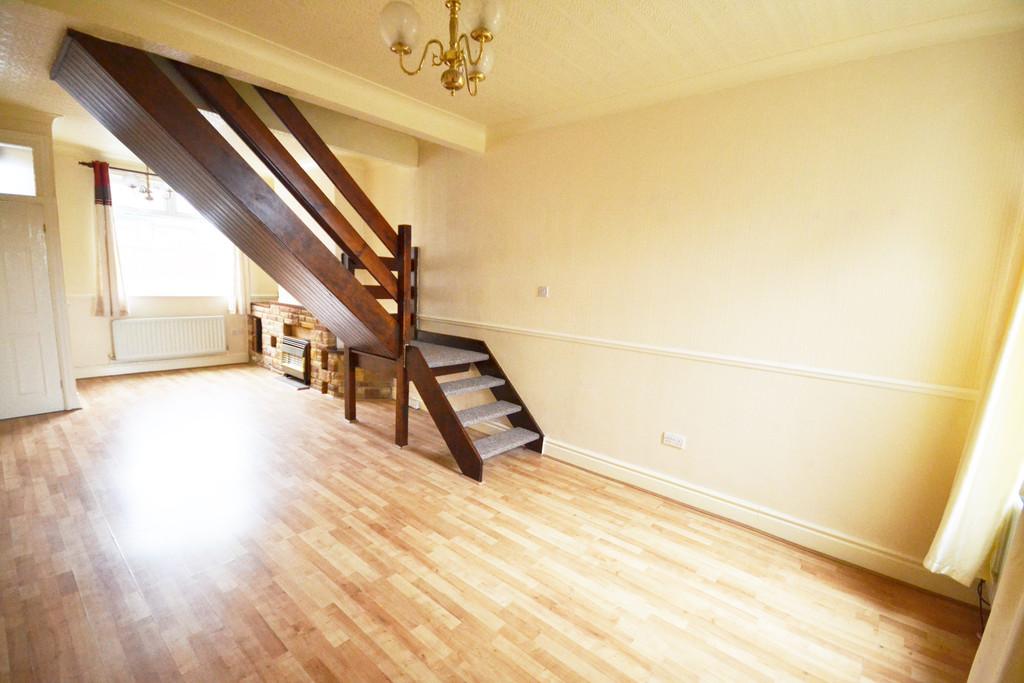 Turner Street, Birches Head 2 bed terraced house to rent £675 pcm (£