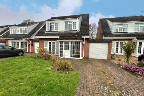 3 bedroom detached house for sale, Shotteswell Road, Shirley