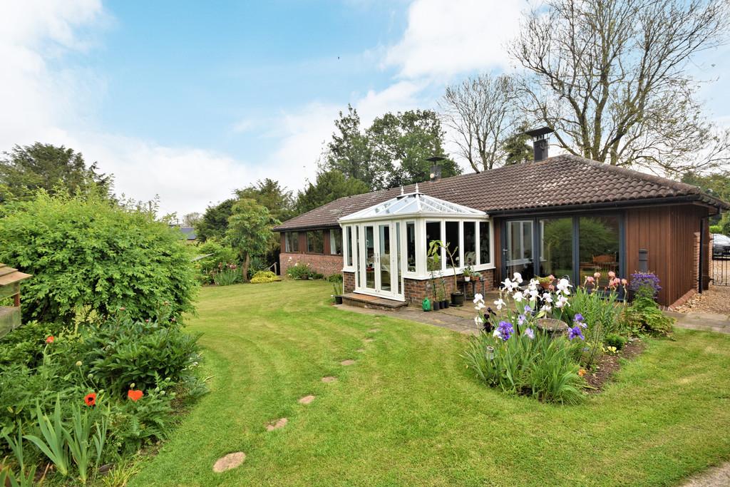 Mattishall 3 bed detached bungalow for sale £500,000