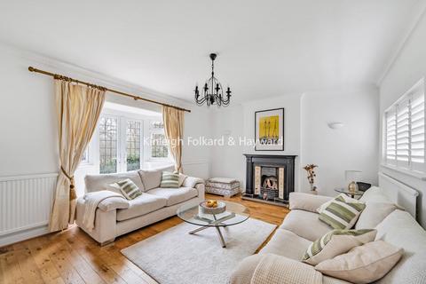 3 bedroom detached house for sale - Friary Way, North Finchley