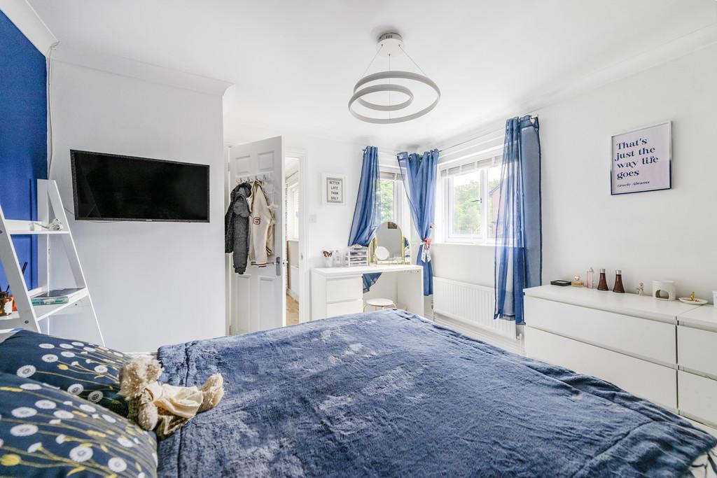 Bedroom 2b