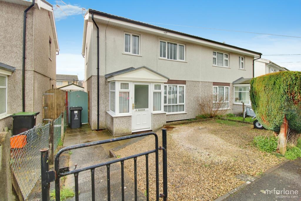 Cunningham Road, Swindon 3 bed semidetached house for sale £200,000