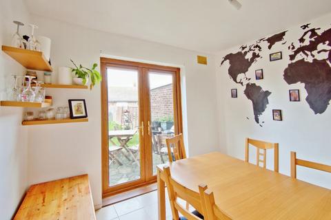 31 Chaingate Avenue, Southend-on-sea, SS2 4SW