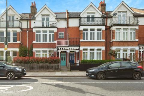 82b Cross Deep, Twickenham, TW1 4RB