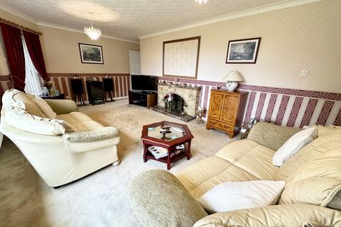 3 bedroom detached bungalow for sale, Banbury Road, Brackley