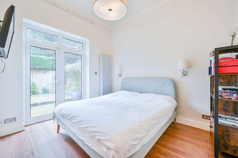 2 bedroom flat for sale, Hamilton Road, Ealing, London, W5