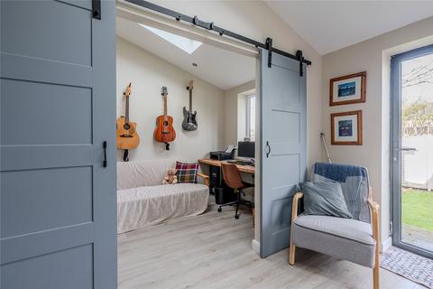 12 Cotterdale Holt, Collingham, Wetherby, LS22 5LS