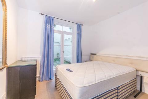 2 bedroom flat to rent, Sussex Gardens, Hyde Park Estate, London, W2