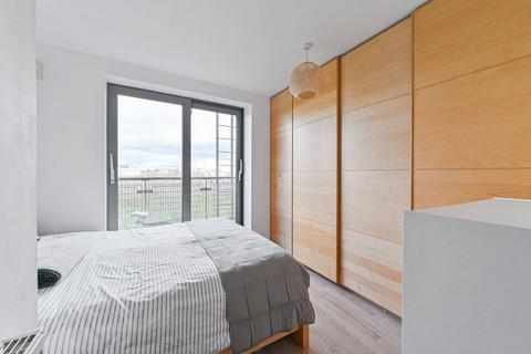 2 bedroom flat for sale, Sumner Road, Peckham, London, SE15