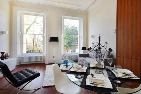 1 bedroom flat for sale, St Georges Square, Pimlico, London, SW1V