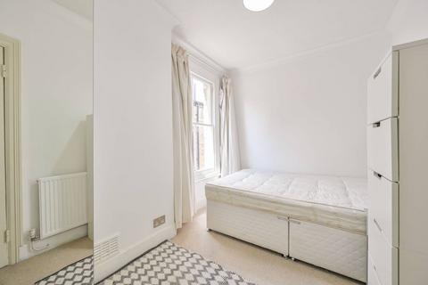 3 bedroom flat to rent, Westville Road, Shepherd's Bush, London, W12
