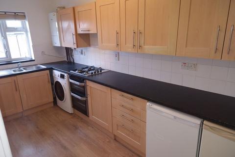 2 bedroom flat for sale, Westfield Road, Leeds