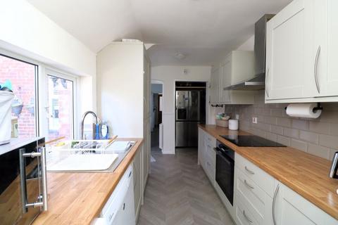 58 Beechtree Road, Walsall, WS9 9LW