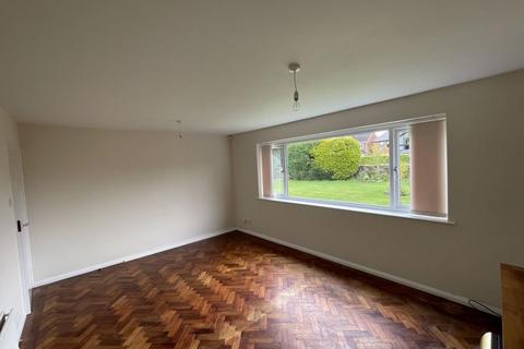 2 bedroom bungalow to rent, Keepers Lane, Tettenhall