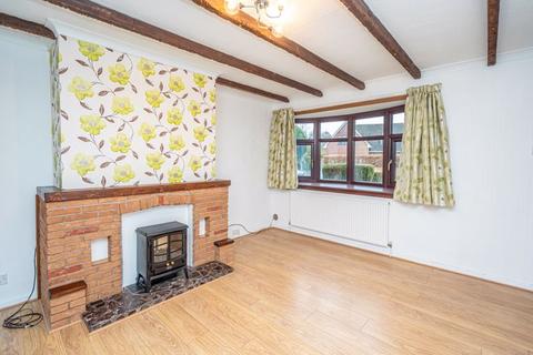 3 bedroom semi-detached house to rent - Brewood Road, Coven