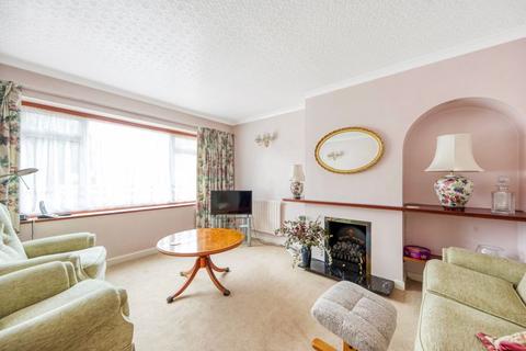 3 bedroom semi-detached house for sale, Barham Close, Bromley