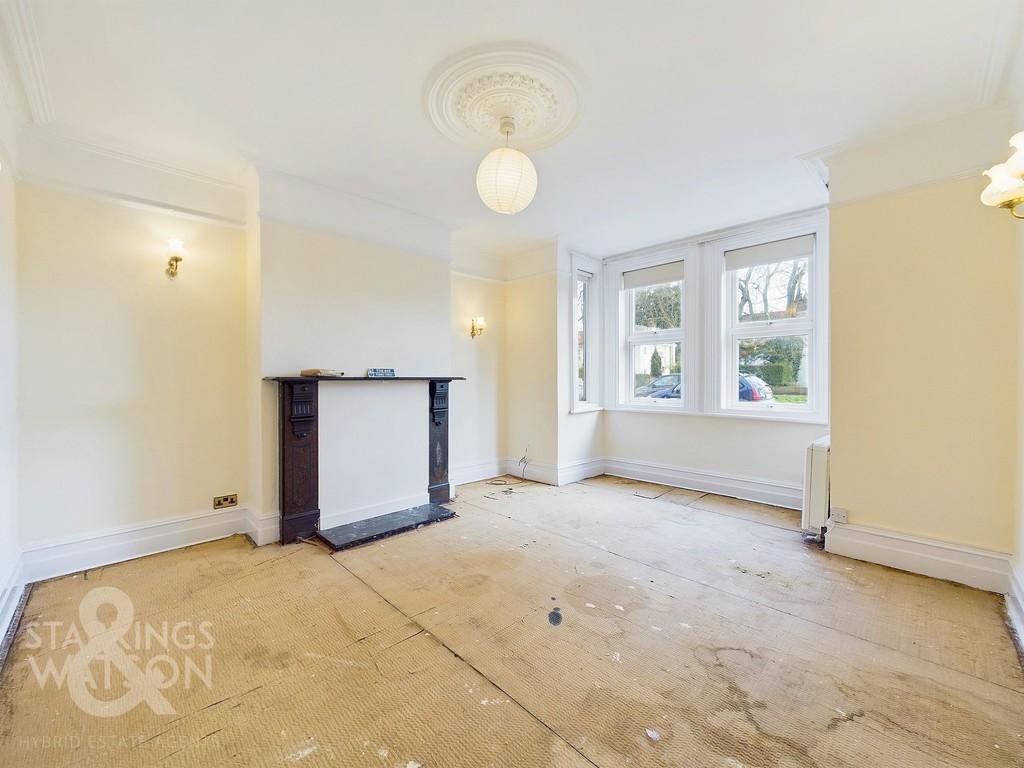 Earlham Road, Norwich 4 bed terraced house for sale £375,000