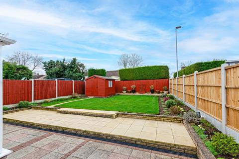 75 Mildenhall, Tamworth, B79 8RY