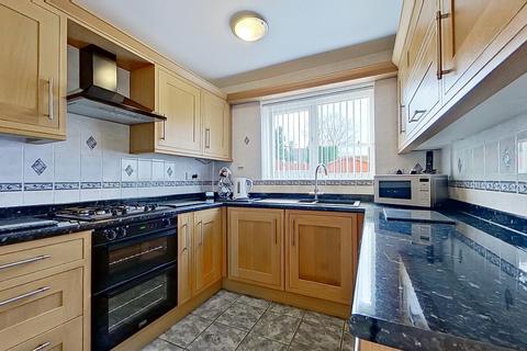 75 Mildenhall, Tamworth, B79 8RY