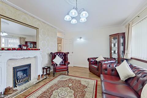 75 Mildenhall, Tamworth, B79 8RY