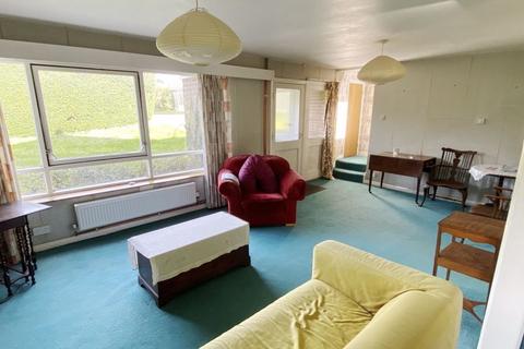 19 Long Close, Farnham Common, Slough, SL2 3EJ