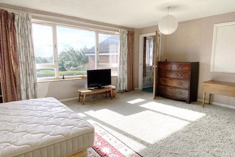 19 Long Close, Farnham Common, Slough, SL2 3EJ