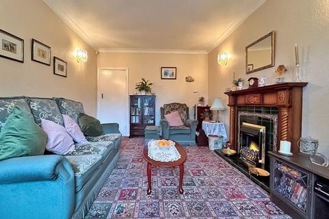 3 bedroom detached house for sale, Woden Road East, Wednesbury