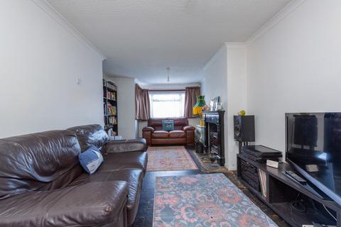 3 bedroom end of terrace house for sale - Myrtle Drive, Camberley GU17