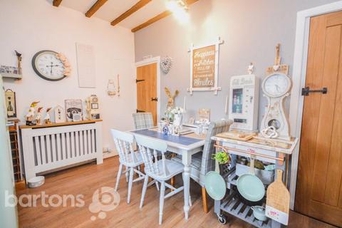 34 Carr Road, Deepcar, Sheffield, S36 2NR