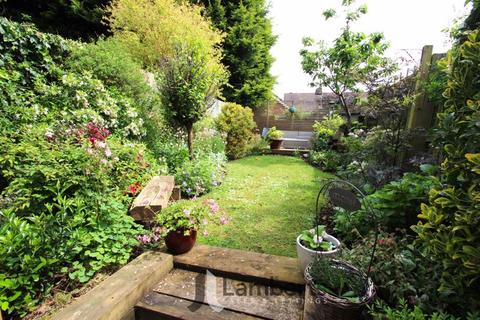 8 Brockhill Lane, Redditch, B97 6QX