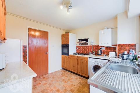 3 bedroom chalet for sale, Wherry Road, Bungay