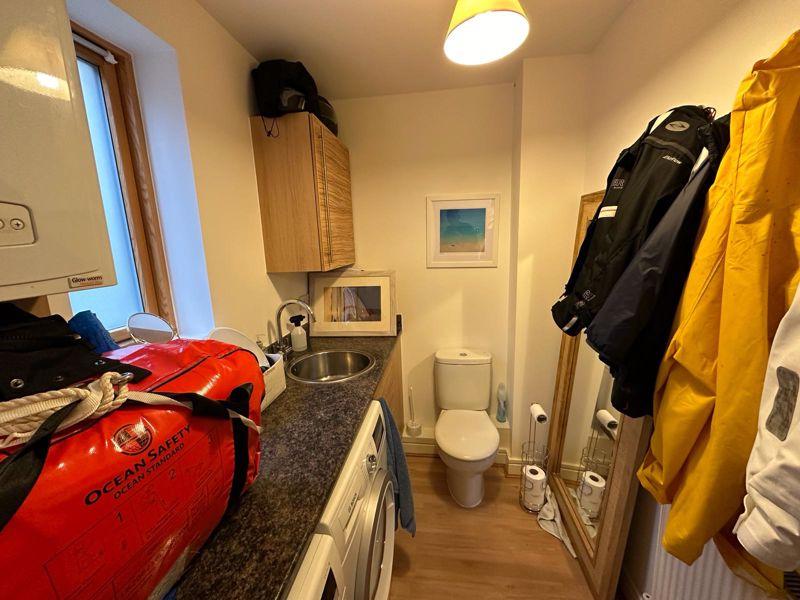 Cloakroom/Utility