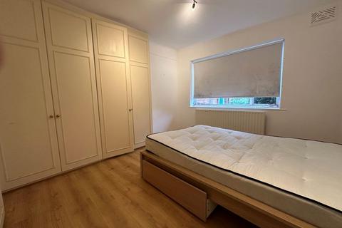 2 bedroom apartment for sale - Ossulton Way, Hampstead Garden Suburb, N2