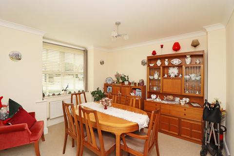 3 The Drift, Capel St Mary, Ipswich, IP9 2DU