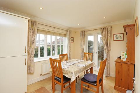 3 The Drift, Capel St Mary, Ipswich, IP9 2DU
