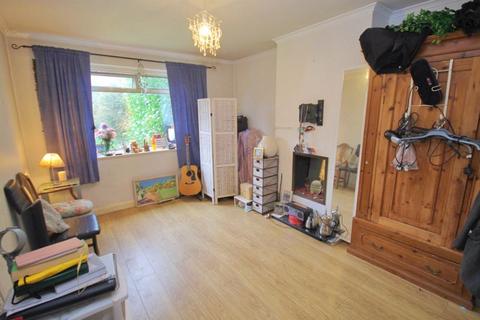 47 Ferrymead Gardens, Greenford, UB6 9NF