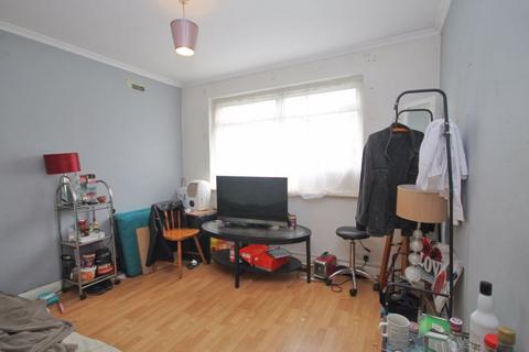 47 Ferrymead Gardens, Greenford, UB6 9NF