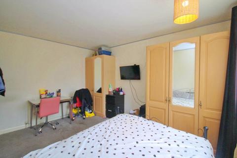 47 Ferrymead Gardens, Greenford, UB6 9NF