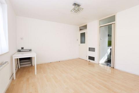 1 bedroom flat for sale, Wallis Road, Southall