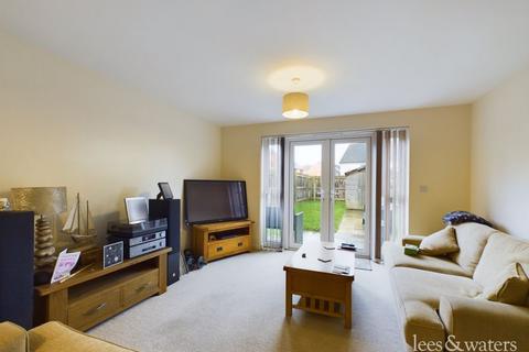 2 bedroom end of terrace house for sale - Royal Drive, Bridgwater