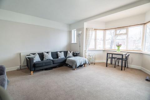 2 bedroom apartment for sale, Christchurch Road, Bournemouth BH7