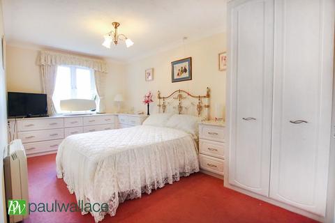 undefined, High Street, Cheshunt