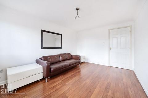 1 bedroom apartment for sale, Nyall Court, Kidman Close, Gidea Park, RM2