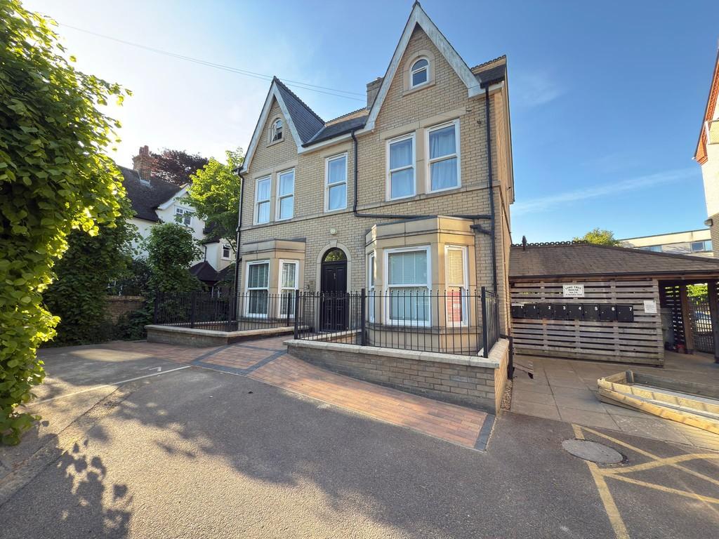 1 bedroom apartment to rent