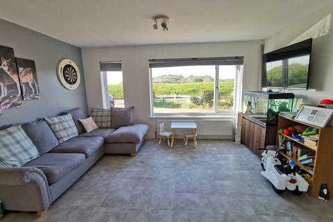 17 Beach Road, Kewstoke, Weston-super-mare, BS22 9UZ