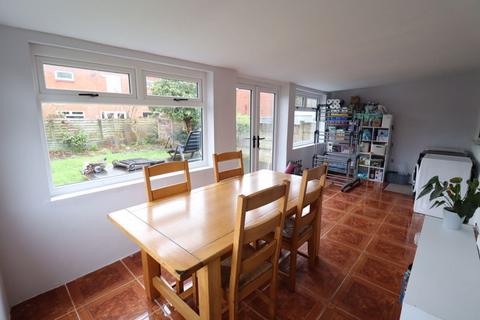 4 Beverley Road, Great Sankey, Warrington, WA5 1EX