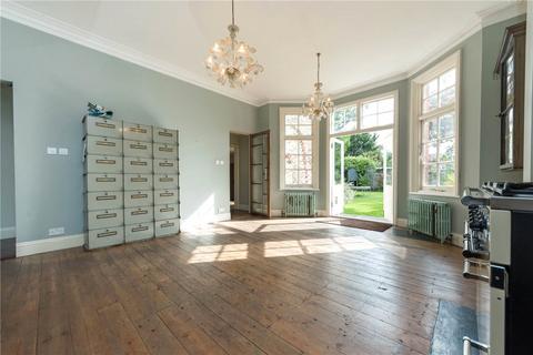 10a Aylestone Avenue, London, NW6 7AA