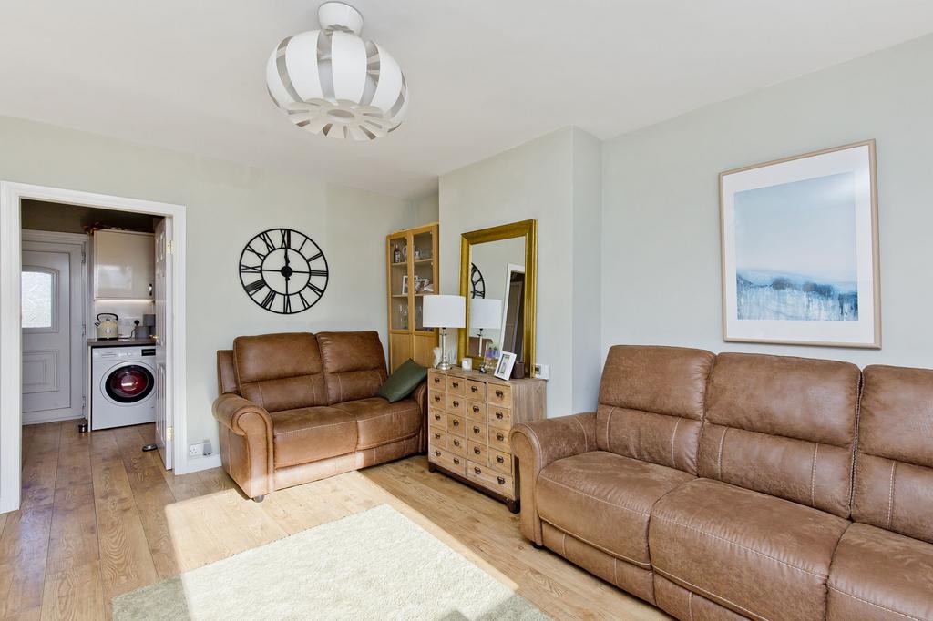 44 Parkgrove Crescent, Edinburgh, EH4 7RP 3 bed semidetached house for
