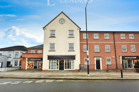 2 bedroom apartment to rent, Granby House, High Street