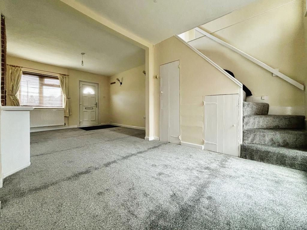 Beards Terrace, Coggeshall, CO6 2 bed terraced house - £1,050 pcm (£242 pw)